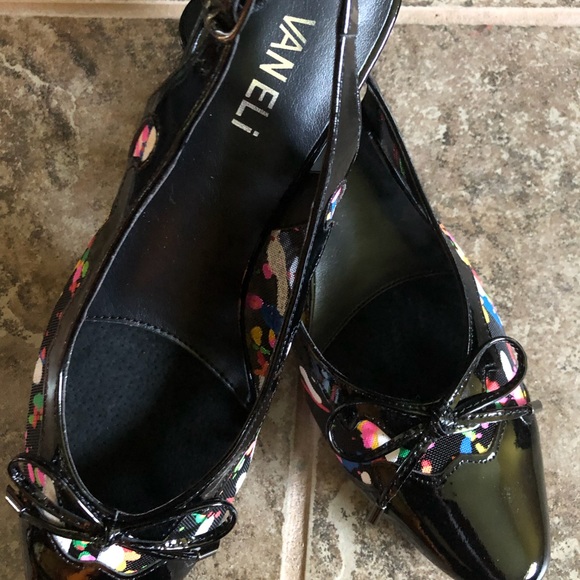 Who loves color??? I do - Picture 2 of 2